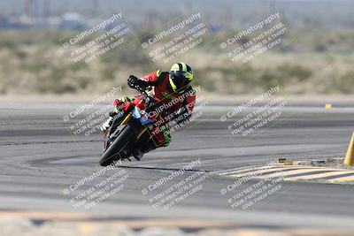 media/Jan-15-2026-Racers Edge (Thu) [[dfebeb70ab]]/3-B Group/Session 2 (Turn 11)/